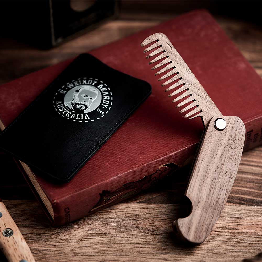 Weirdy Beardy Leather Case + Beard Comb